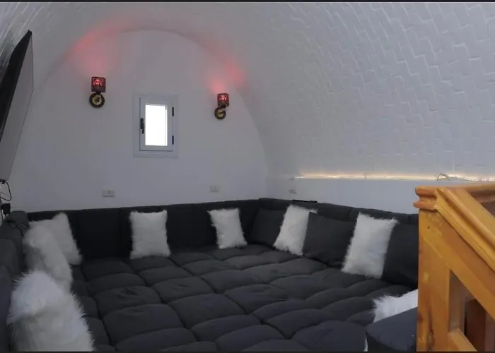 Cecilia Otel 3*